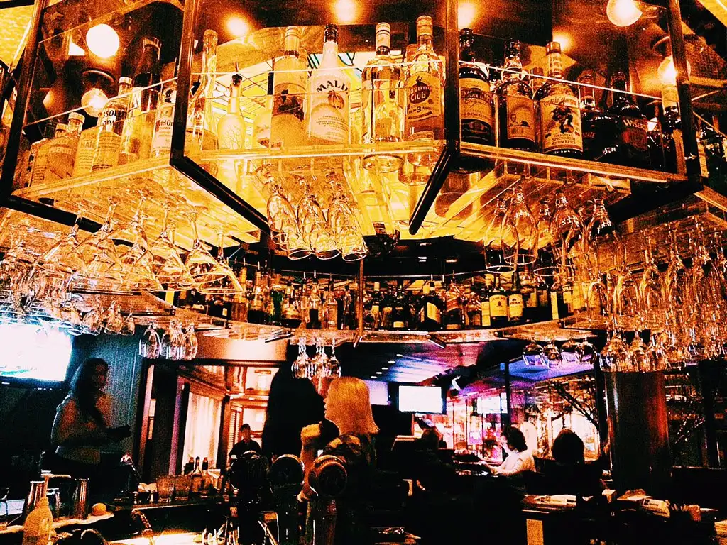 Bayside Lounge