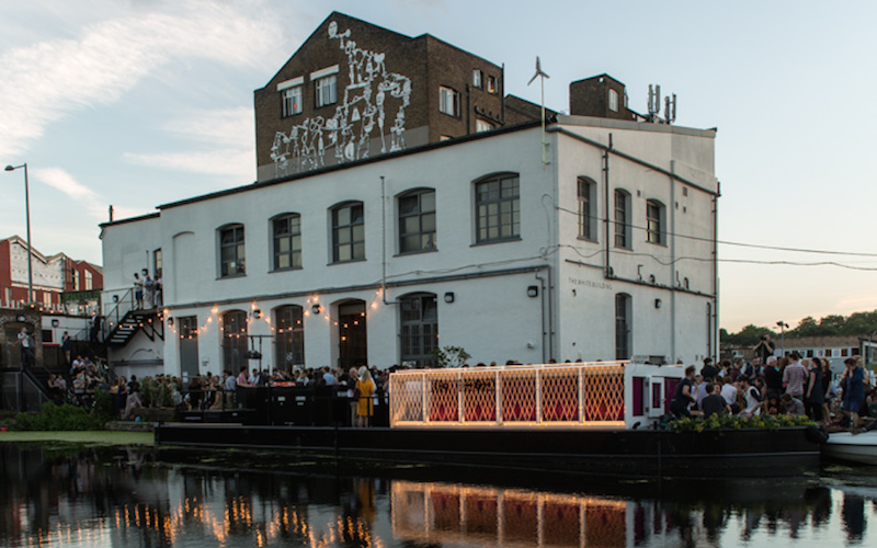 CRATE Brewery & Pizzeria