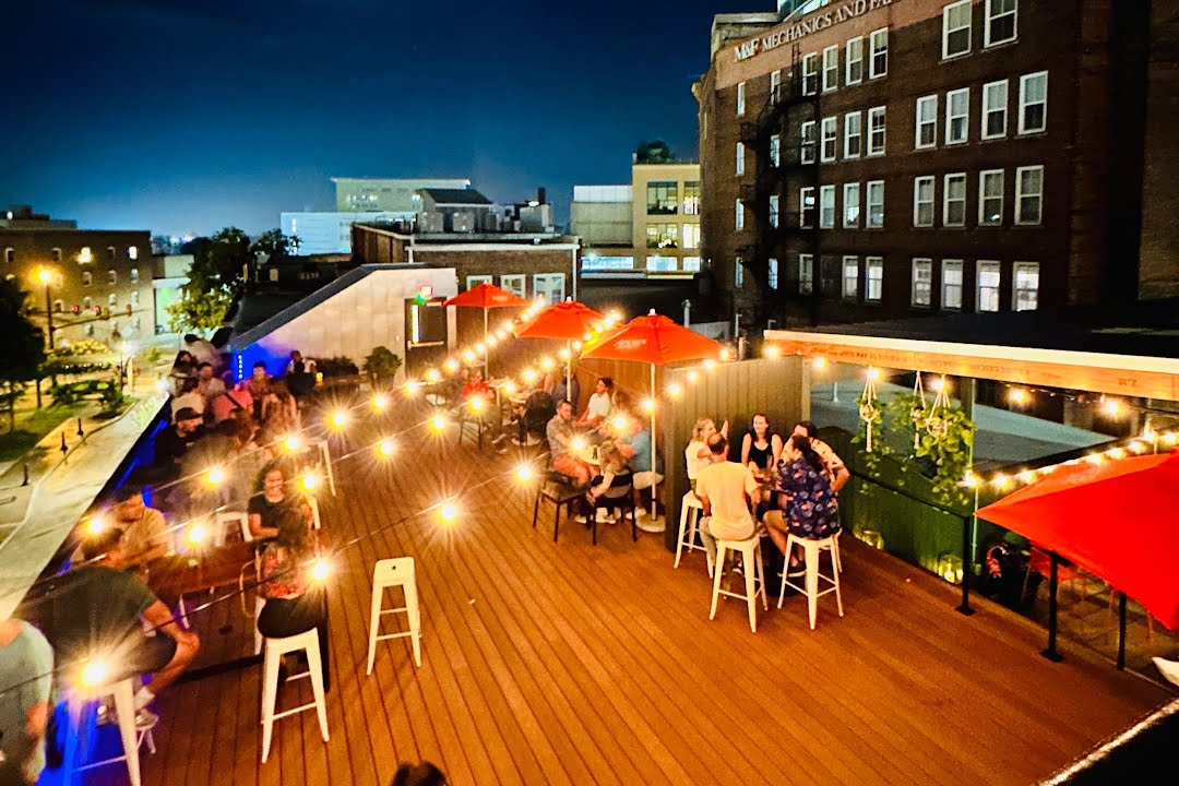 The Velvet Hippo Bar & Lounge