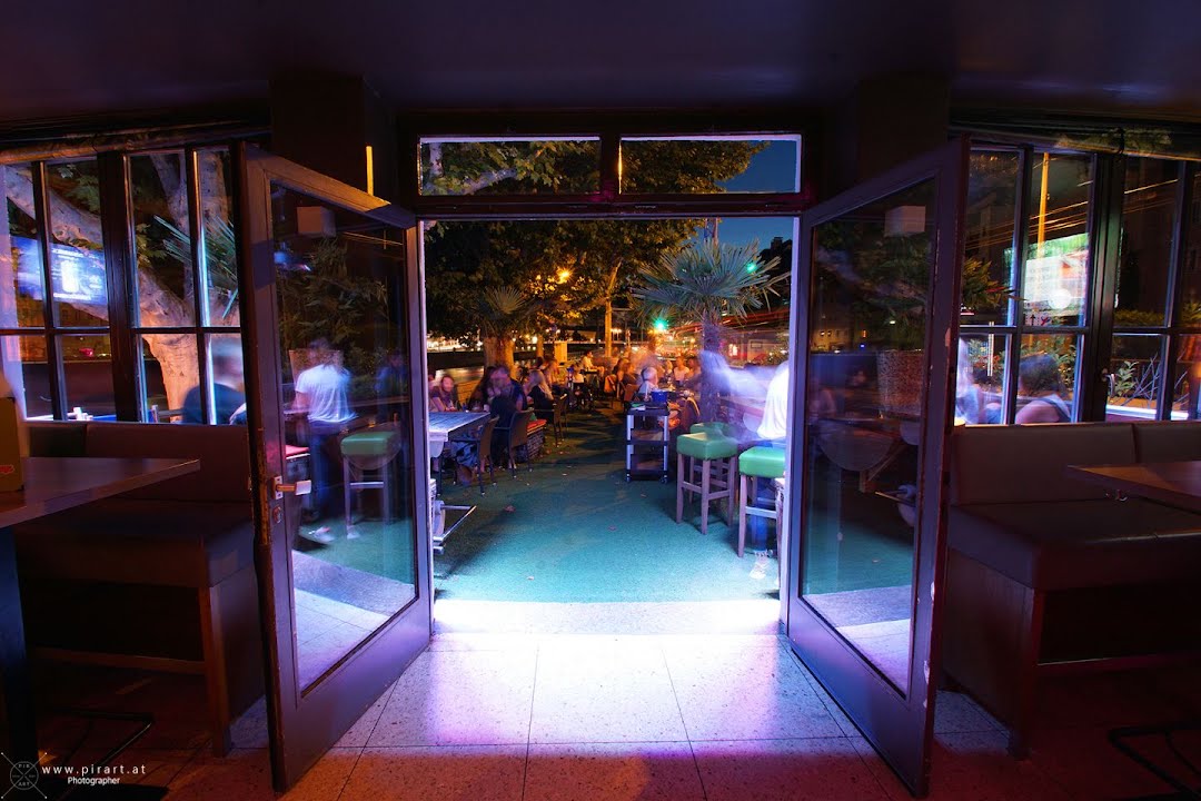 Monkeys — cafe.bar.cityoasis