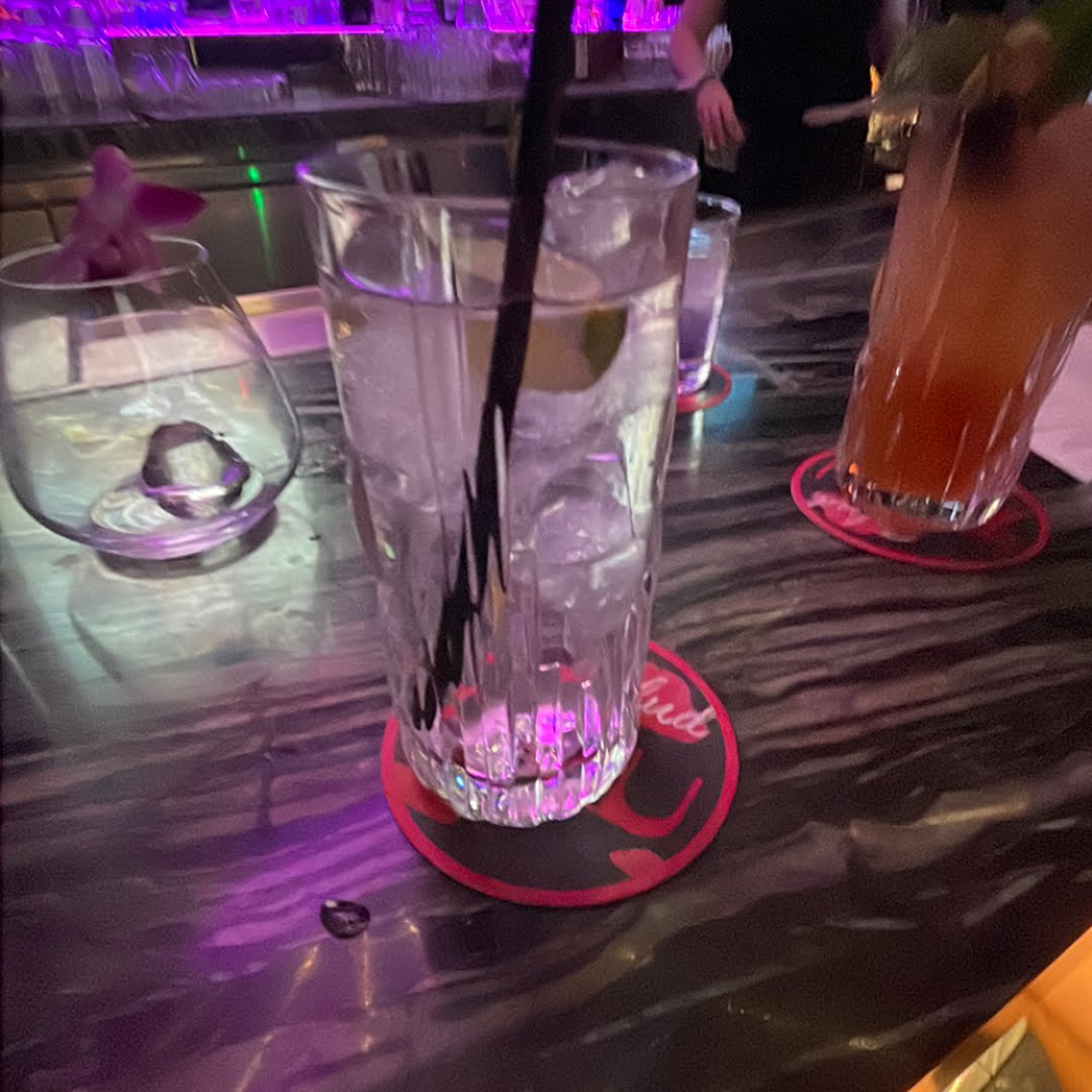 Vodka tonic